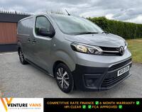 TOYOTA PROACE