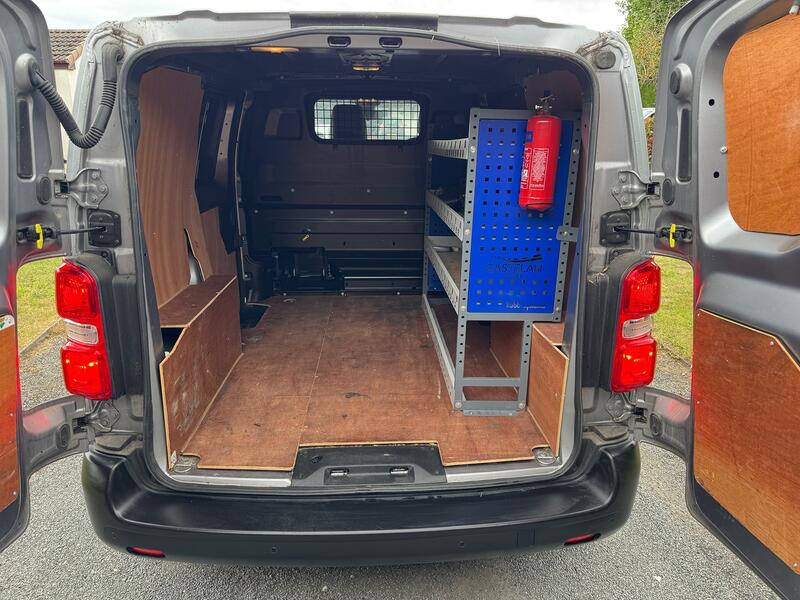 TOYOTA PROACE
